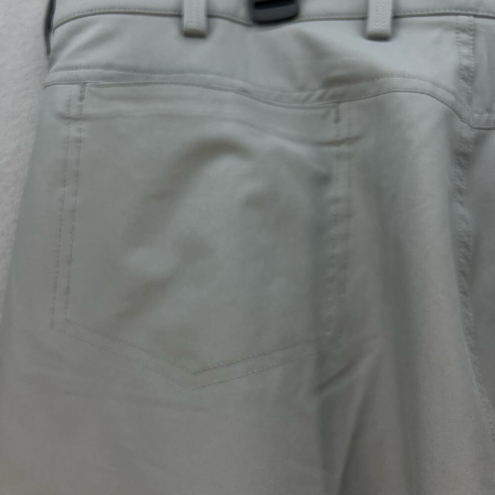 NWT Greg Norman Golf Pant Men's 40x30 Grey Ultimate Stretch Straight Leg - Picture 10 of 15
